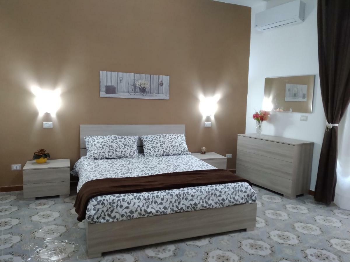Una Scala Dal Centro Agrigento Exteriör bild