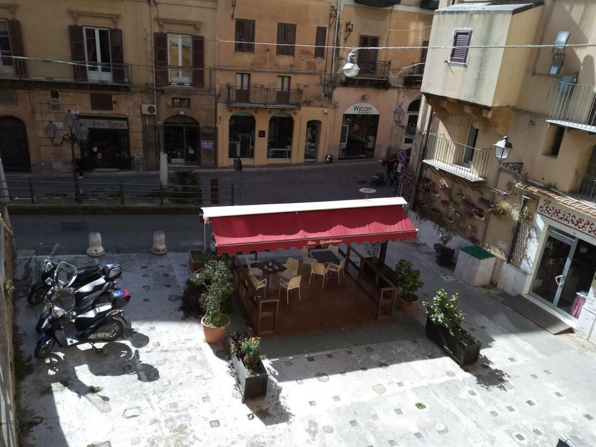 Una Scala Dal Centro Agrigento Exteriör bild