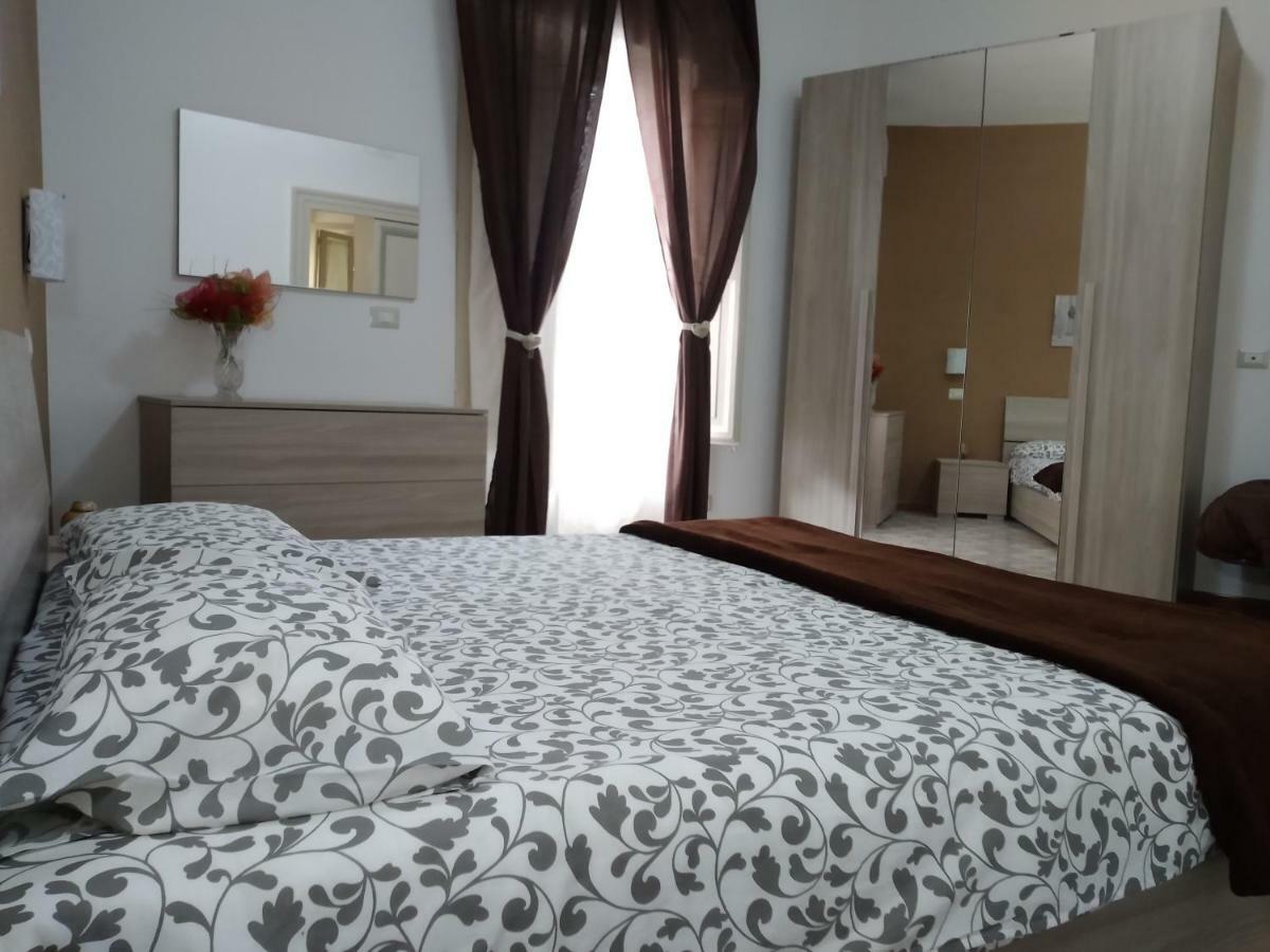Una Scala Dal Centro Agrigento Exteriör bild
